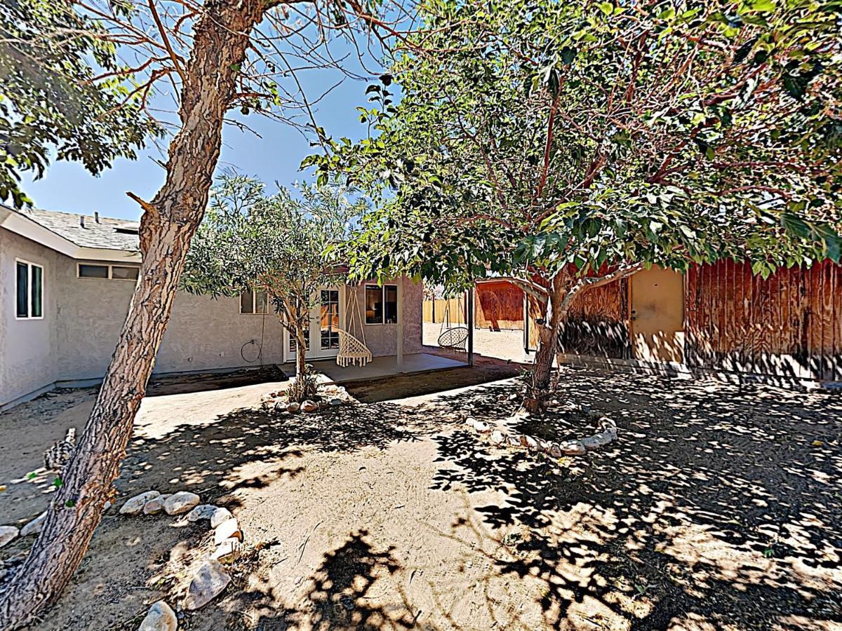 יוקה ואלי Rawhide Ranch - Walk To Pappy And Harriet'S With Hot Tub! Home מראה חיצוני תמונה